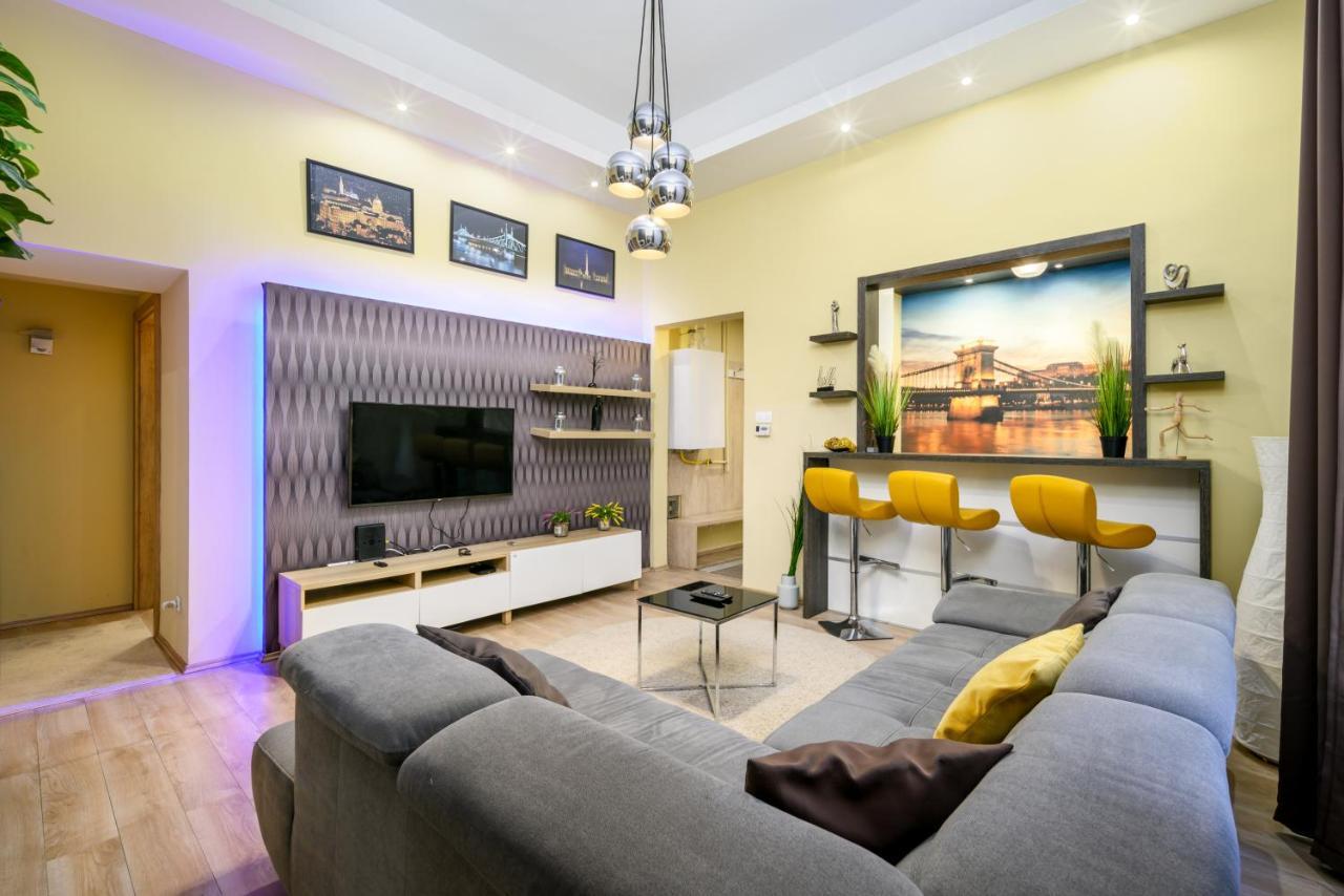 Downtown Deluxe-Two Bedroom Apartment With Sauna Βουδαπέστη Εξωτερικό φωτογραφία