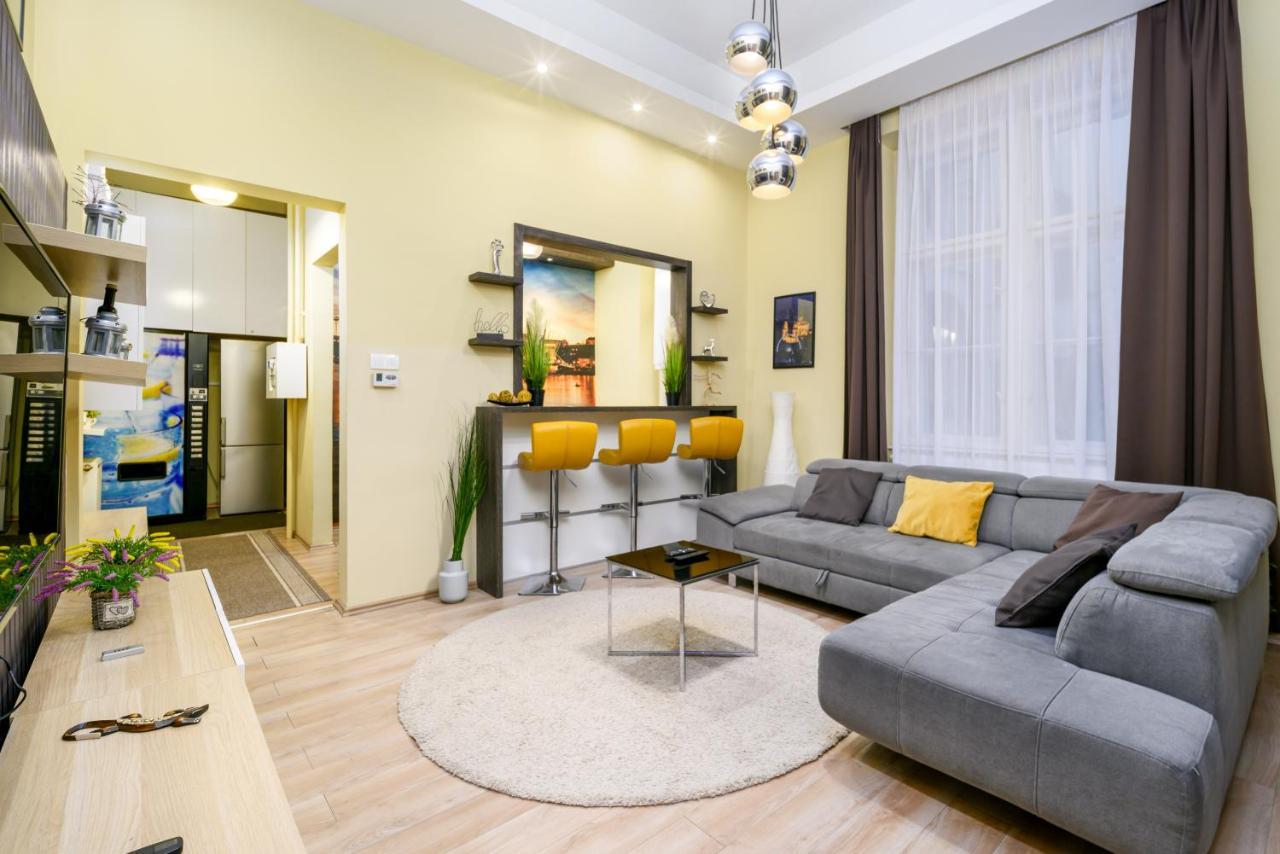Downtown Deluxe-Two Bedroom Apartment With Sauna Βουδαπέστη Εξωτερικό φωτογραφία