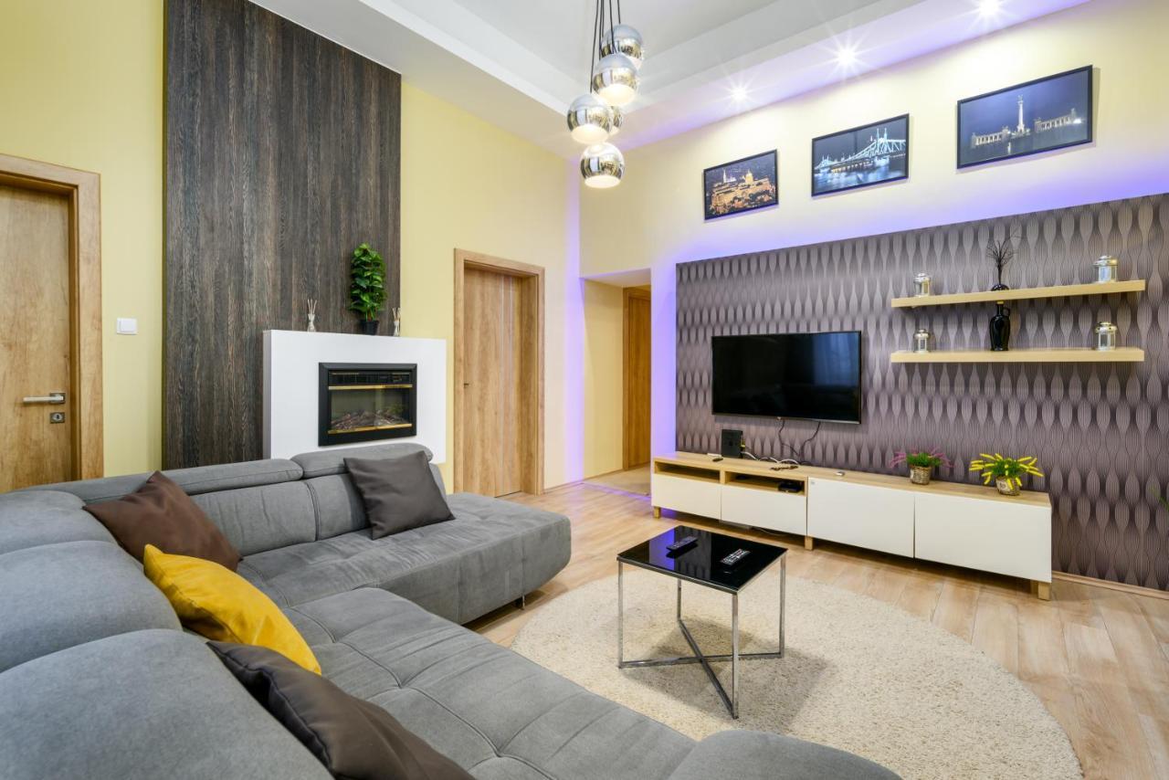 Downtown Deluxe-Two Bedroom Apartment With Sauna Βουδαπέστη Εξωτερικό φωτογραφία